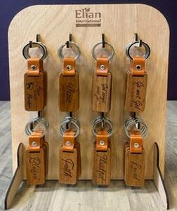  Display wooden keyrings 32