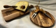 Cheese board with knife and fork Glaube Liebe Hoffnung